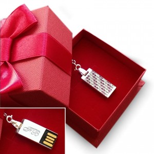Pendrive naszyjnik | Desire 32GB USB 2.0 | srebro 925 | kryształy Swarovskiego | Srebrny łańcuszek 45cm